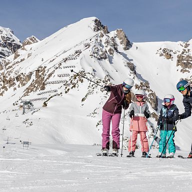 bergbahnenbrandnertal-winter-skiing